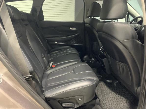 Hyundai Santa Fe IV с пробегом 2020 года, цена 2 545 000 рублей, 241105 км, внедорожник, Автокод Объявления