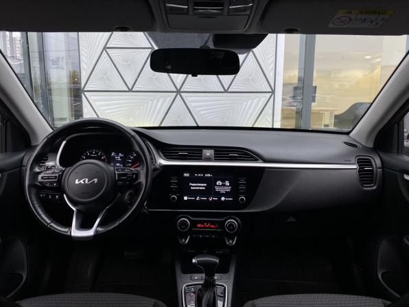 Kia Rio IV Рестайлинг с пробегом 2021 года, цена 1 549 000 рублей, 125956 км, седан, Автокод Объявления