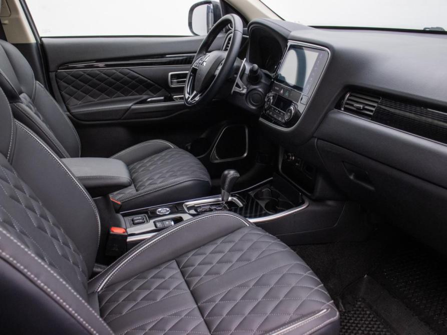 Mitsubishi Outlander III Рестайлинг 3 Москва  - изображение 9