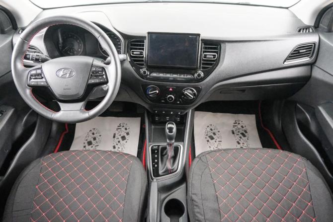 Hyundai Solaris II Рестайлинг с пробегом 2024 года, цена 2 249 000 рублей, 18589 км, седан, Автокод Объявления