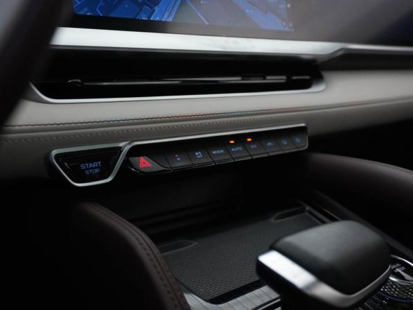 Geely Monjaro I с пробегом 2024 года, цена 3 150 055 рублей, 66504 км, внедорожник, Автокод Объявления