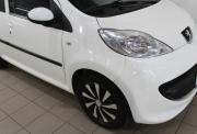 Peugeot 107 I Астрахань  - изображение 24
