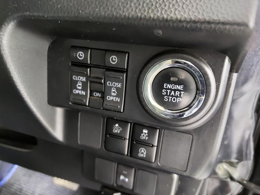 Toyota Roomy I Рестайлинг Уфа  - изображение 24