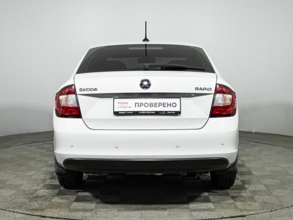 Skoda Rapid I Рестайлинг с пробегом 2017 года, цена 1 150 000 рублей, 71700 км, лифтбек, Автокод Объявления