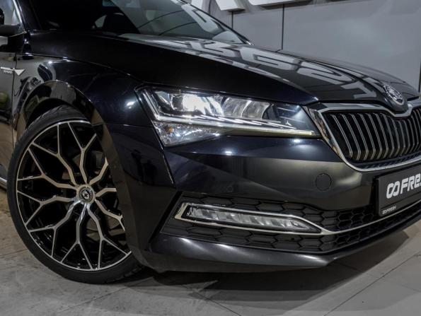 Skoda Superb IV с пробегом 2024 года, цена 2 979 000 рублей, 47256 км, лифтбек, Автокод Объявления