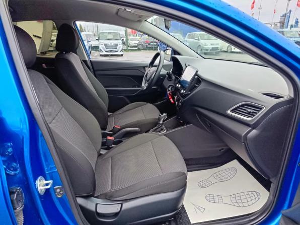 Hyundai Solaris II с пробегом 2019 года, цена 1 479 995 рублей, 109975 км, седан, Автокод Объявления