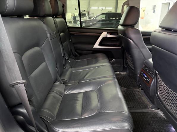 Toyota Land Cruiser 200 Series Рестайлинг 2 с пробегом 2016 года, цена 4 997 000 рублей, 283492 км, внедорожник, Автокод Объявления