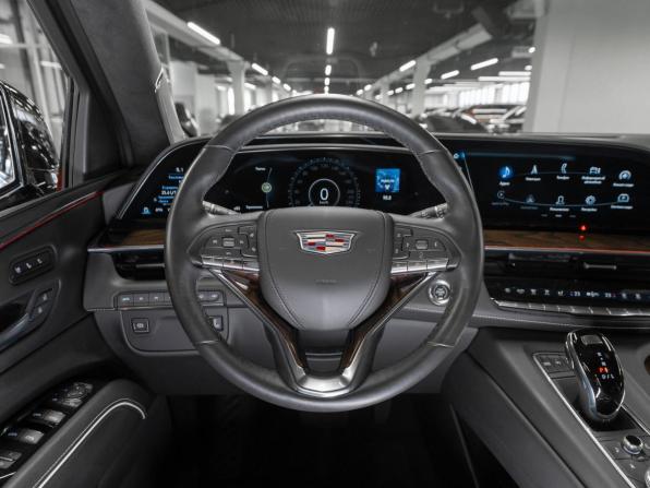 Cadillac Escalade V с пробегом 2023 года, цена 12 400 000 рублей, 17973 км, внедорожник, Автокод Объявления
