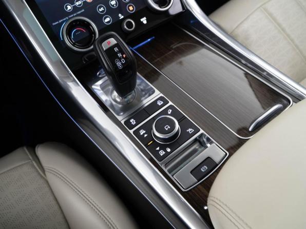 Land Rover Range Rover Sport II Рестайлинг с пробегом 2018 года, цена 6 498 999 рублей, 67732 км, внедорожник, Автокод Объявления