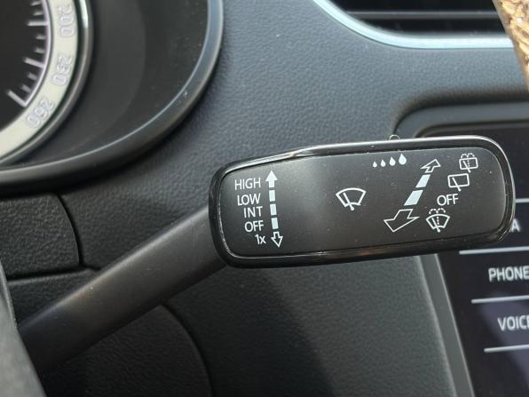Skoda Octavia III (A7) Рестайлинг с пробегом 2019 года, цена 1 629 000 рублей, 264776 км, лифтбек, Автокод Объявления