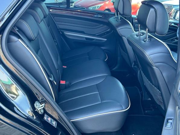 Mercedes-Benz M-Класс II (W164) Рестайлинг с пробегом 2011 года, цена 1 820 000 рублей, 284183 км, внедорожник, Автокод Объявления
