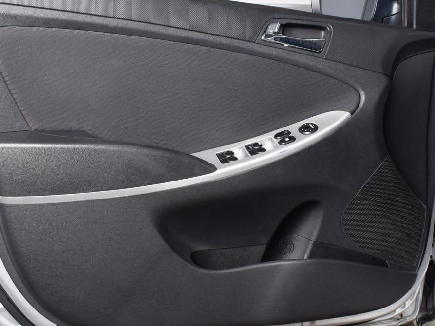 Hyundai Solaris I Кемерово  - изображение 16