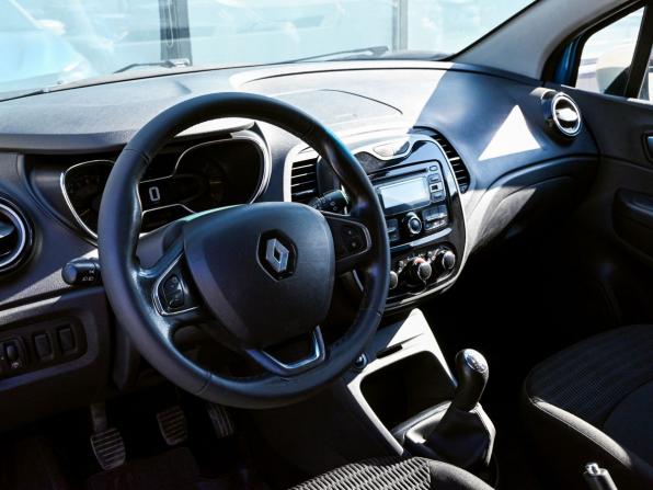 Renault Kaptur I с пробегом 2016 года, цена 1 017 000 рублей, 292751 км, внедорожник, Автокод Объявления