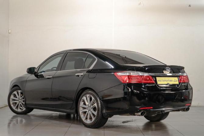 Honda Accord IX с пробегом 2013 года, цена 1 599 000 рублей, 209300 км, седан, Автокод Объявления