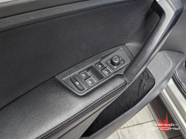 Volkswagen Tiguan II с пробегом 2017 года, цена 1 548 000 рублей, 270000 км, внедорожник, Автокод Объявления