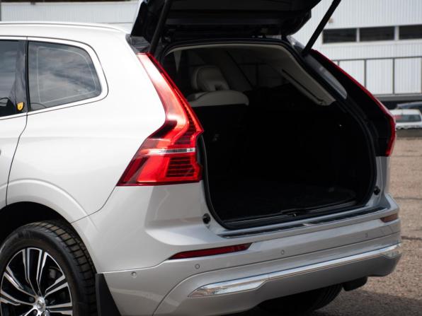 Volvo XC60 II Рестайлинг с пробегом 2021 года, цена 4 898 000 рублей, 58765 км, внедорожник, Автокод Объявления