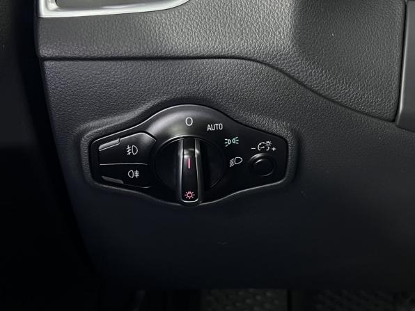 Audi Q5 I (8R) Рестайлинг с пробегом 2015 года, цена 1 950 000 рублей, 180000 км, внедорожник, Автокод Объявления