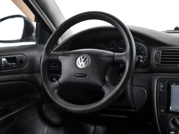 Volkswagen Passat B5 Рестайлинг с пробегом 2004 года, цена 389 000 рублей, 182000 км, седан, Автокод Объявления