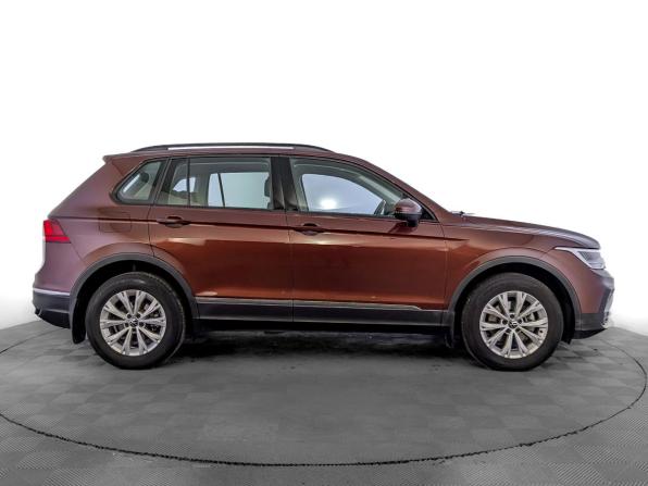 Volkswagen Tiguan II Рестайлинг с пробегом 2021 года, цена 2 490 000 рублей, 77757 км, внедорожник, Автокод Объявления