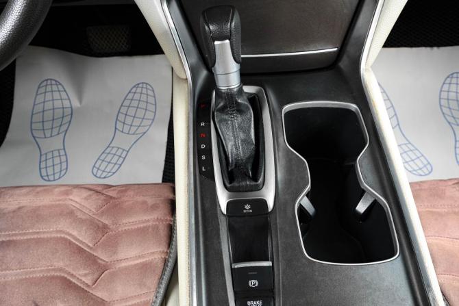 Honda Accord X с пробегом 2019 года, цена 1 899 000 рублей, 230000 км, седан, Автокод Объявления