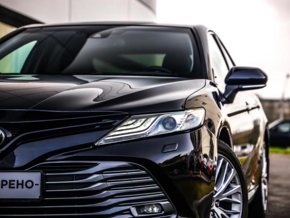 Toyota Camry VIII (XV70) с пробегом 2019 года, цена 2 649 000 рублей, 131089 км, седан, Автокод Объявления