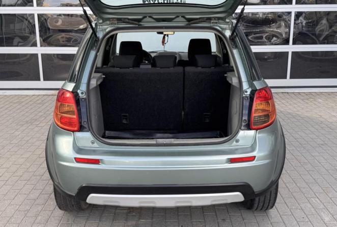 Suzuki SX4 I (Classic) Рестайлинг с пробегом 2011 года, цена 890 000 рублей, 106020 км, хэтчбек, Автокод Объявления
