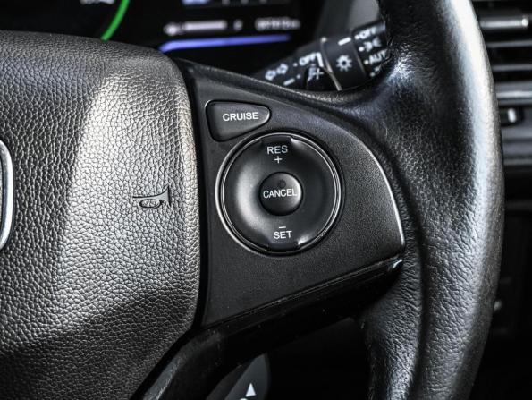 Honda Vezel I с пробегом 2015 года, цена 1 644 000 рублей, 97412 км, внедорожник, Автокод Объявления