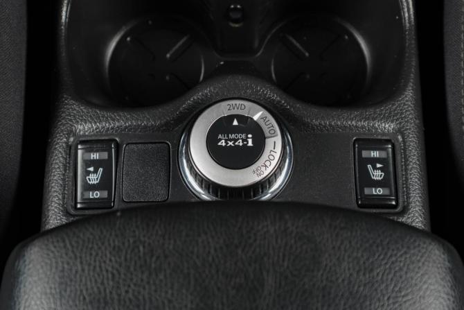 Nissan Qashqai II с пробегом 2017 года, цена 1 659 000 рублей, 210000 км, внедорожник, Автокод Объявления