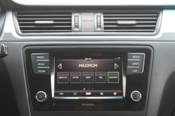 Skoda Rapid I Рестайлинг с пробегом 2019 года, цена 1 315 000 рублей, 83000 км, лифтбек, Автокод Объявления
