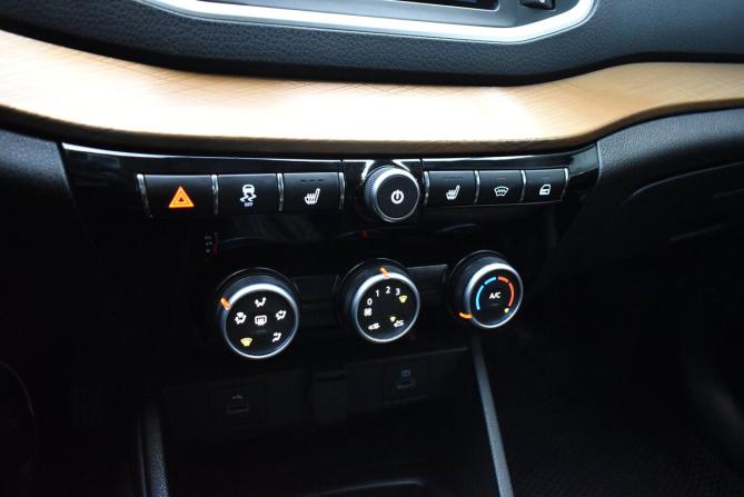 Lada (ВАЗ) Vesta I Рестайлинг (NG) с пробегом 2024 года, цена 1 250 000 рублей, 71186 км, универсал, Автокод Объявления