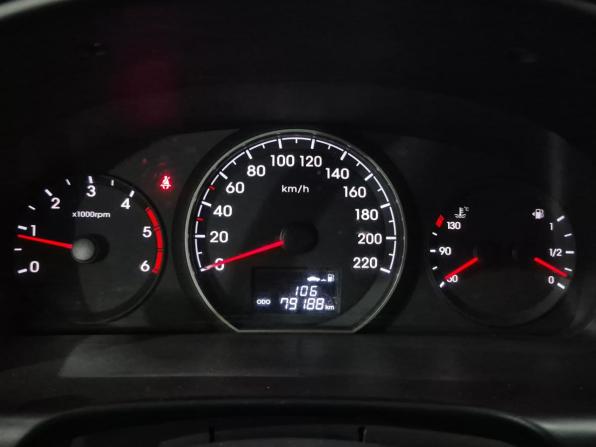 Hyundai H-1 II Рестайлинг с пробегом 2016 года, цена 2 650 000 рублей, 79200 км, минивэн, Автокод Объявления