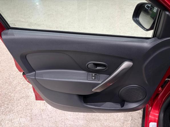 Renault Sandero II с пробегом 2014 года, цена 699 000 рублей, 146510 км, хэтчбек, Автокод Объявления