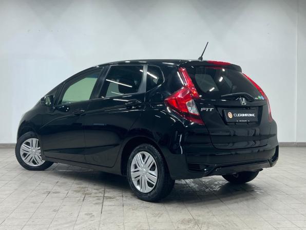 Honda Fit III Рестайлинг с пробегом 2018 года, цена 1 149 000 рублей, 113836 км, хэтчбек, Автокод Объявления