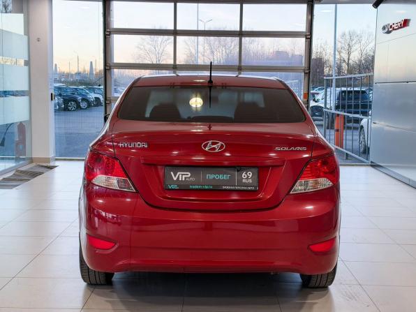 Hyundai Solaris I с пробегом 2014 года, цена 827 000 рублей, 211281 км, седан, Автокод Объявления