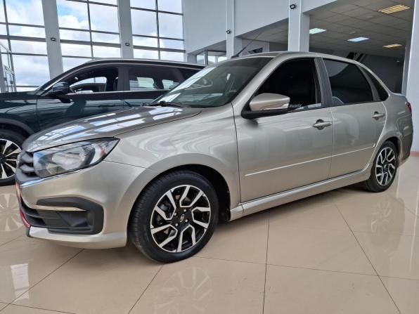 Lada (ВАЗ) Granta I Рестайлинг с пробегом 2022 года, цена 939 000 рублей, 32000 км, седан, Автокод Объявления