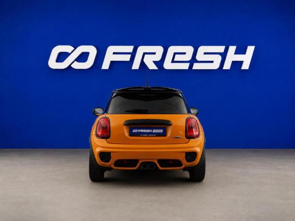 Mini Hatch III (F55/F56) с пробегом 2017 года, цена 2 133 077 рублей, 125865 км, хэтчбек, Автокод Объявления