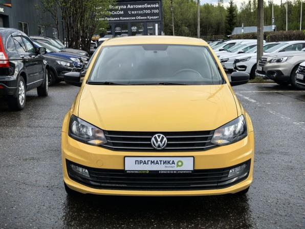 Volkswagen Polo V Рестайлинг с пробегом 2019 года, цена 1 099 000 рублей, 65000 км, седан, Автокод Объявления