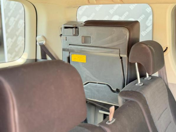 Toyota Voxy II (R70) с пробегом 2008 года, цена 1 575 000 рублей, 146500 км, минивэн, Автокод Объявления
