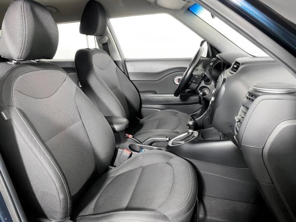 Kia Soul II Рестайлинг с пробегом 2019 года, цена 1 399 000 рублей, 190000 км, хэтчбек, Автокод Объявления
