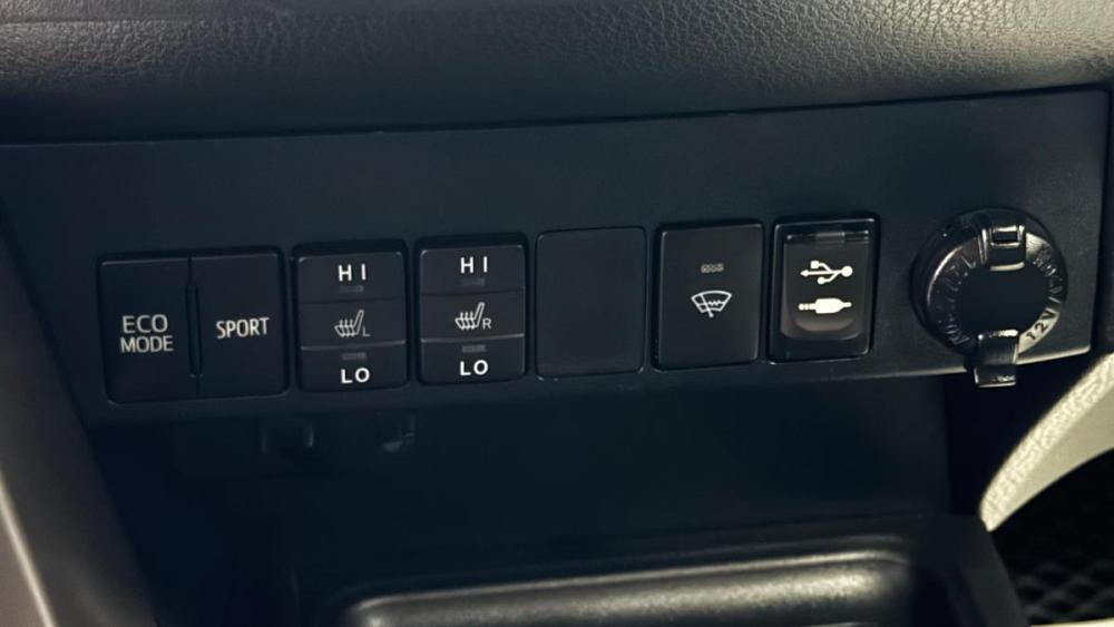 Toyota RAV4 IV (XA40) Киров  - изображение 10