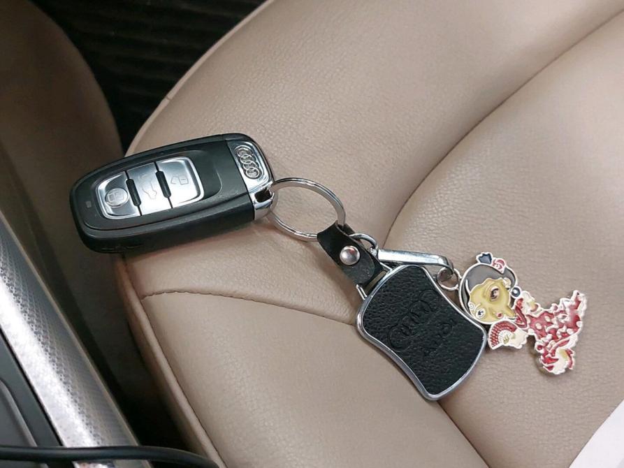 Audi A4 IV (B8) Москва  - изображение 21