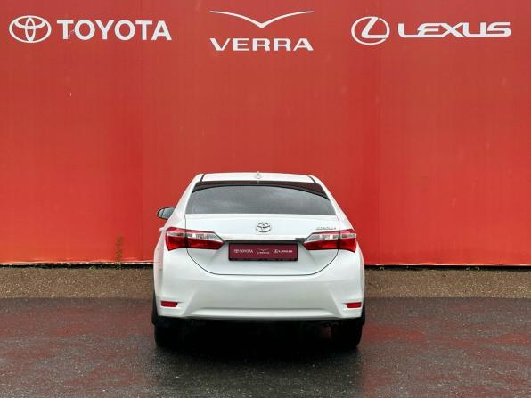 Toyota Corolla XI (E160 E170 E180) Рестайлинг 1 с пробегом 2018 года, цена 1 690 000 рублей, 170523 км, седан, Автокод Объявления