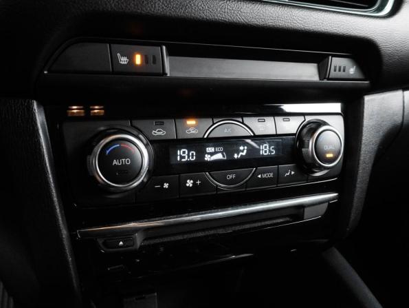 Mazda 6 III (GJ) Рестайлинг с пробегом 2016 года, цена 1 909 000 рублей, 148133 км, седан, Автокод Объявления