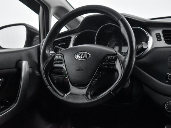 Kia Ceed II с пробегом 2012 года, цена 790 000 рублей, 220000 км, хэтчбек, Автокод Объявления
