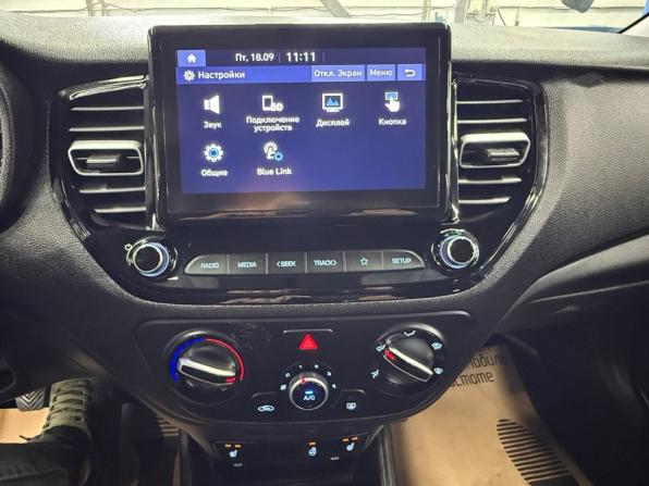 Hyundai Solaris II Рестайлинг с пробегом 2021 года, цена 1 329 000 рублей, 80374 км, седан, Автокод Объявления
