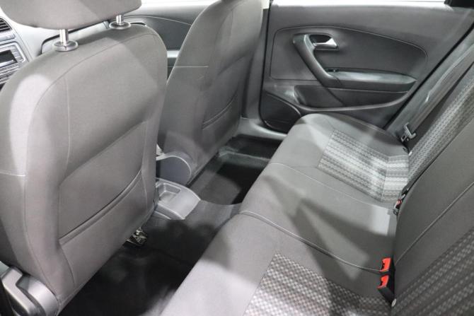 Volkswagen Polo V Рестайлинг с пробегом 2015 года, цена 745 000 рублей, 183162 км, седан, Автокод Объявления