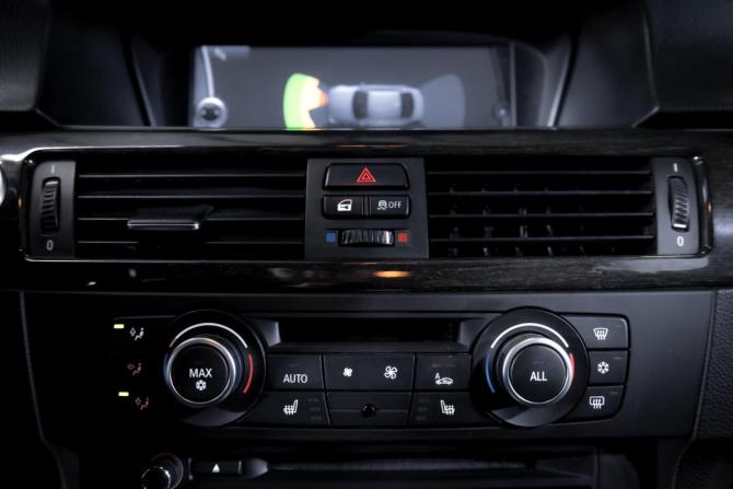 BMW 3 серии V (E90/E91/E92/E93) Рестайлинг с пробегом 2011 года, цена 1 249 000 рублей, 237333 км, седан, Автокод Объявления