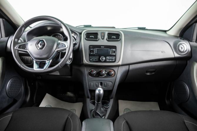 Renault Logan II Рестайлинг с пробегом 2020 года, цена 1 129 000 рублей, 58289 км, седан, Автокод Объявления