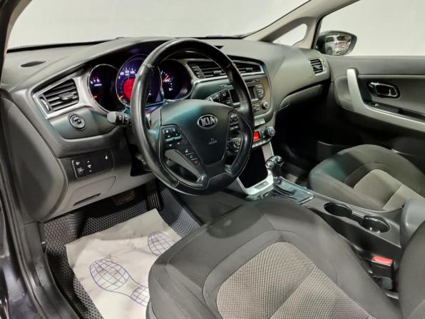 Kia Ceed II Рестайлинг с пробегом 2015 года, цена 1 250 000 рублей, 130450 км, хэтчбек, Автокод Объявления