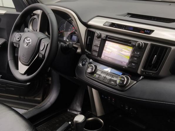 Toyota RAV4 IV (XA40) с пробегом 2013 года, цена 2 139 000 рублей, 121500 км, внедорожник, Автокод Объявления